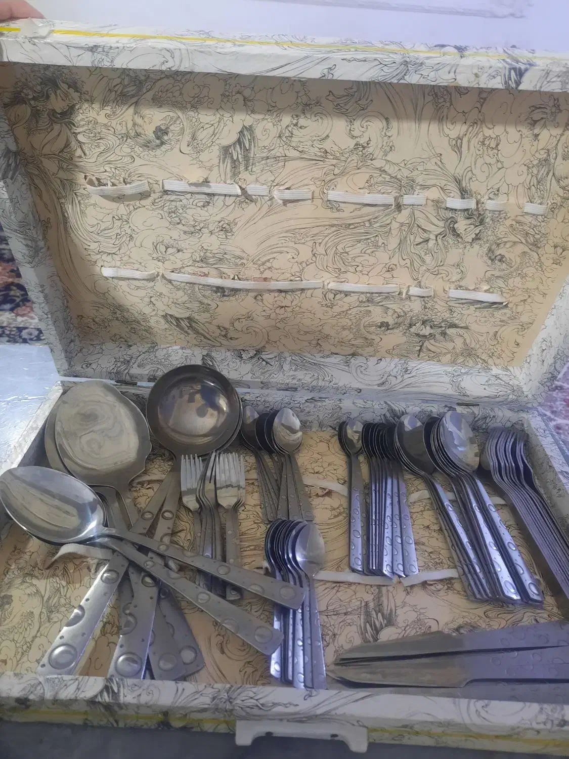 سرویس قاشق چنگال ۱۲ نفره|ظروف سرو و پذیرایی|خرم‌آباد, |دیوار