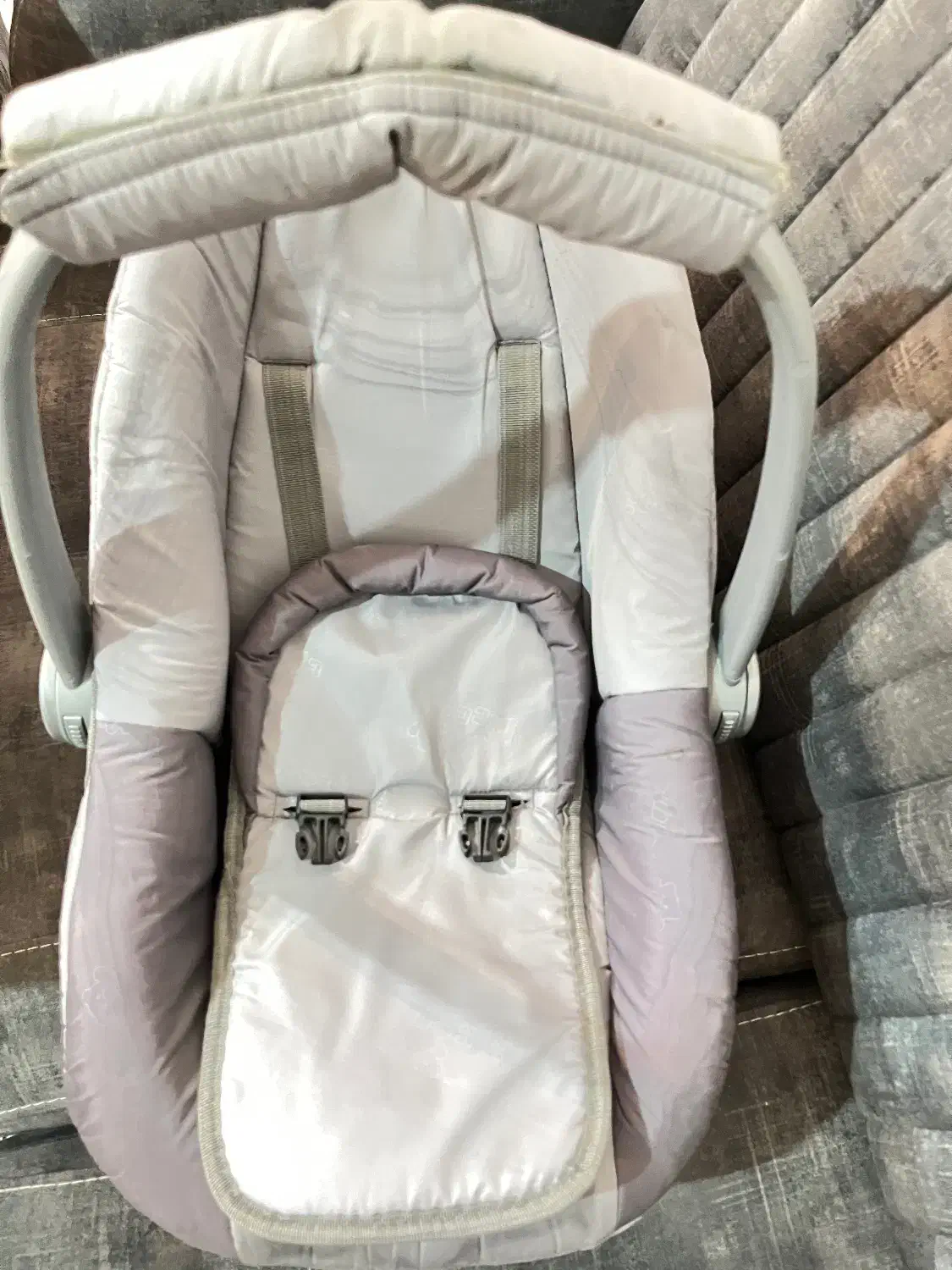 کریر|کالسکه و لوازم جانبی|قائن, |دیوار