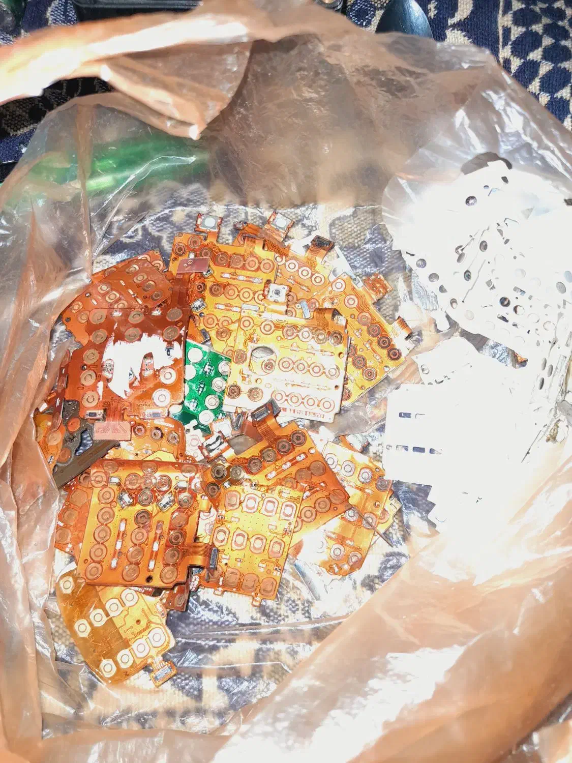 فلت کیپد و فلت ای سی دی موبایل|لوازم جانبی موبایل و تبلت|شیراز, شهرک والفجر|دیوار