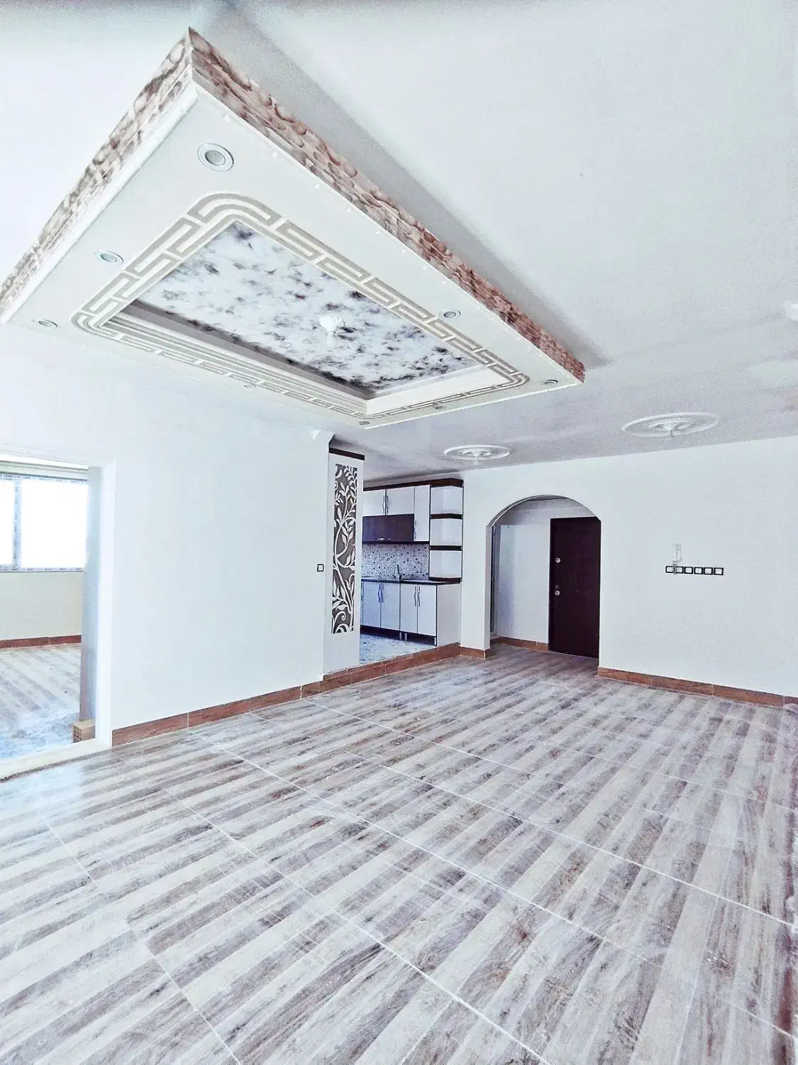 ۱۰۰مترفول (کلید نخورده) سنددار|فروش آپارتمان|دورود, |دیوار