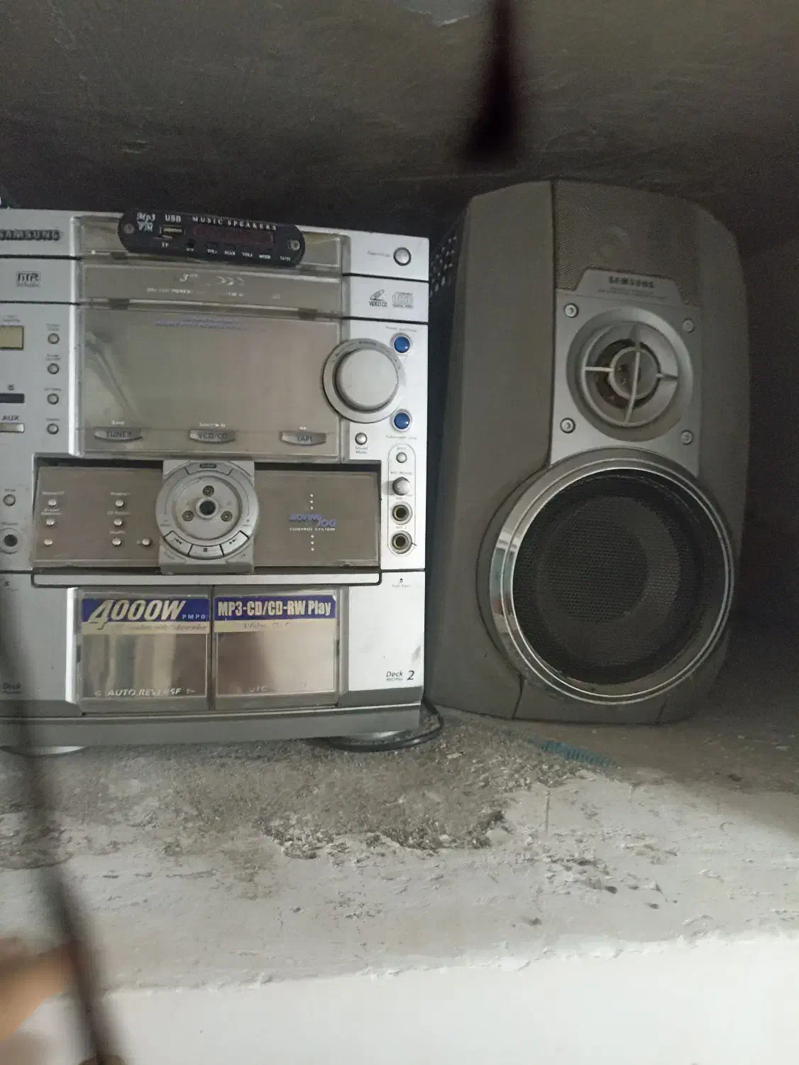 ضبط صوت فلش خور قدیمی با کیفیت عالی|سیستم صوتی خانگی|پارس‌آباد, |دیوار