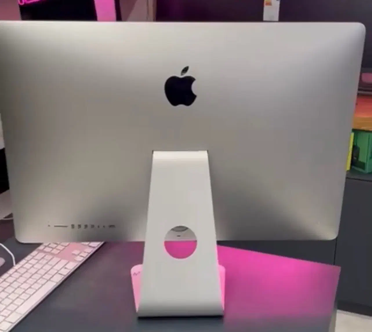 آی مک ۲۰۱۷|رایانه رومیزی|کیش, |دیوار