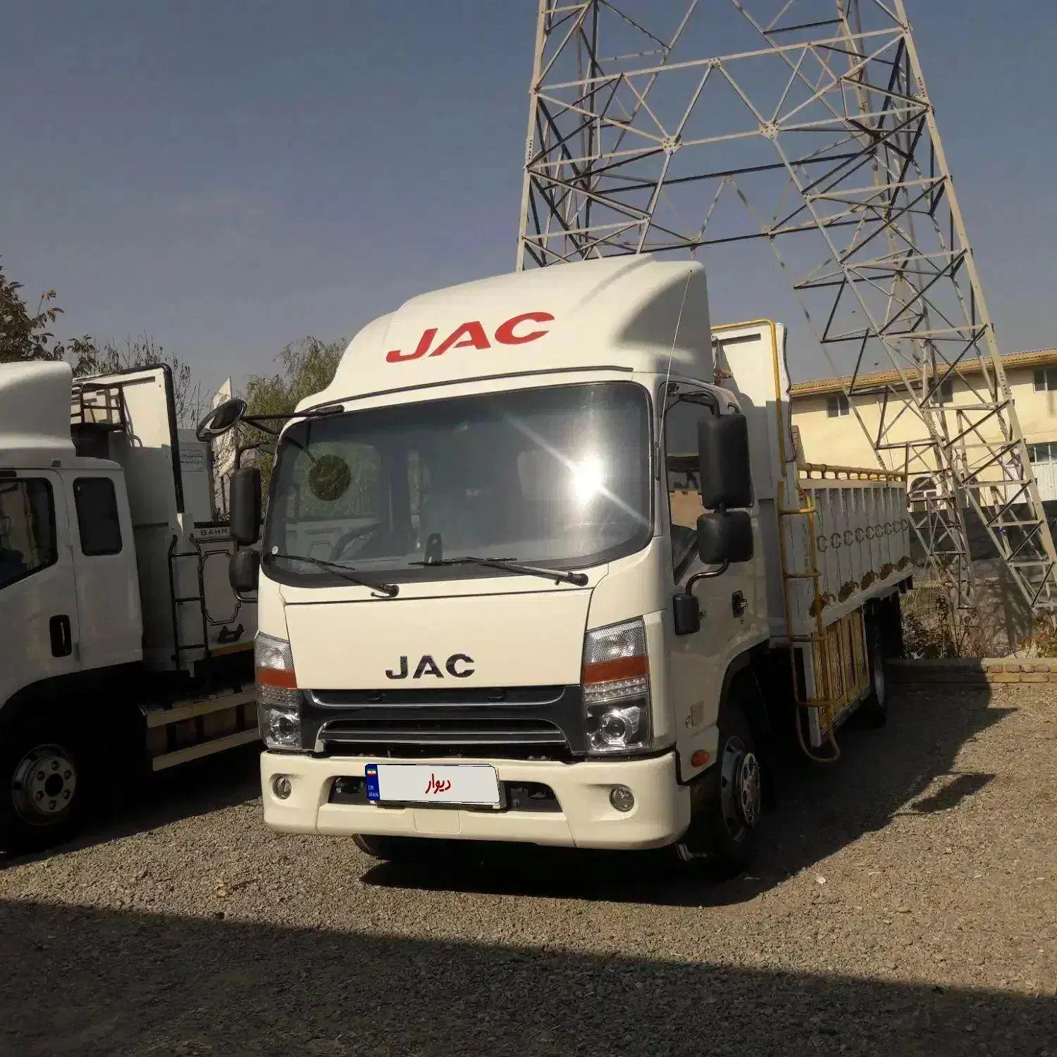 جک۶تن.۱۴۰۲.فورس۸.۵تن.۱۴۰۱|خودرو سنگین|ارومیه, |دیوار