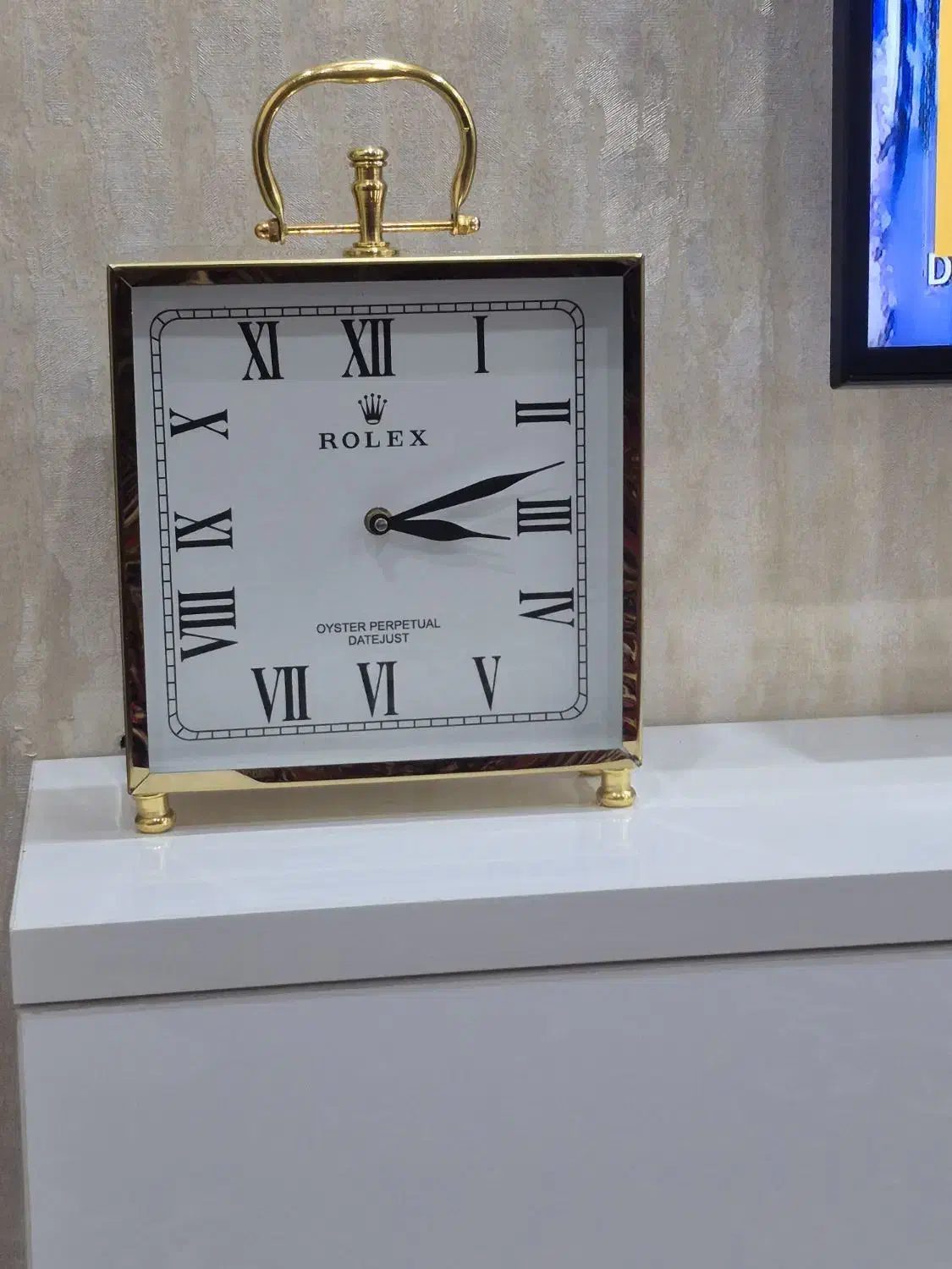 ساعت لوکس|کلکسیون اشیاء عتیقه|میانه, |دیوار