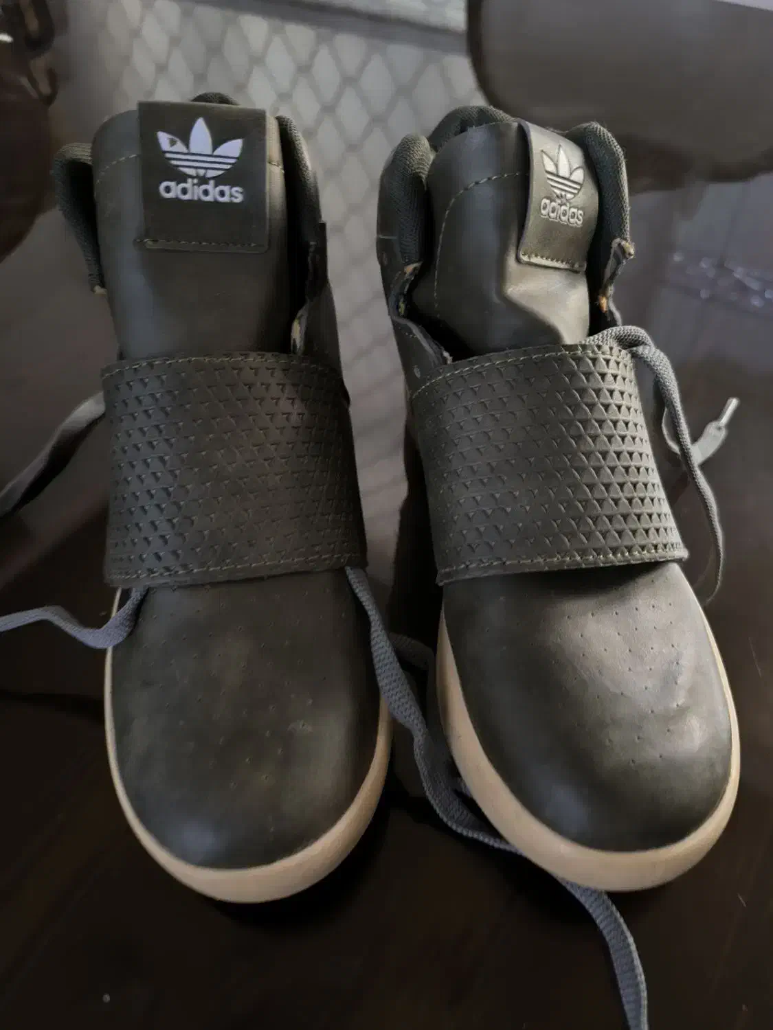 نیم بوت آدیداس نونوجنس عالی و نرم سایز ۳۷ یا ۳۶|کیف، کفش، کمربند|تهران, کرمان|دیوار