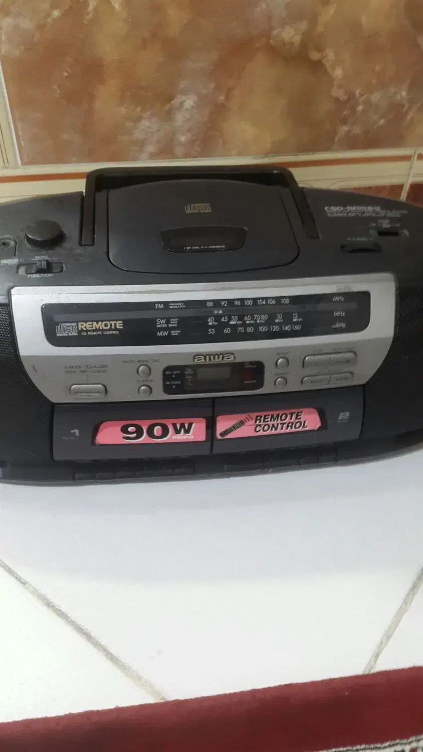 یک عدد ظبط س دی وکاست خور|پخشکننده DVD و ویدیو|نسیمشهر, |دیوار