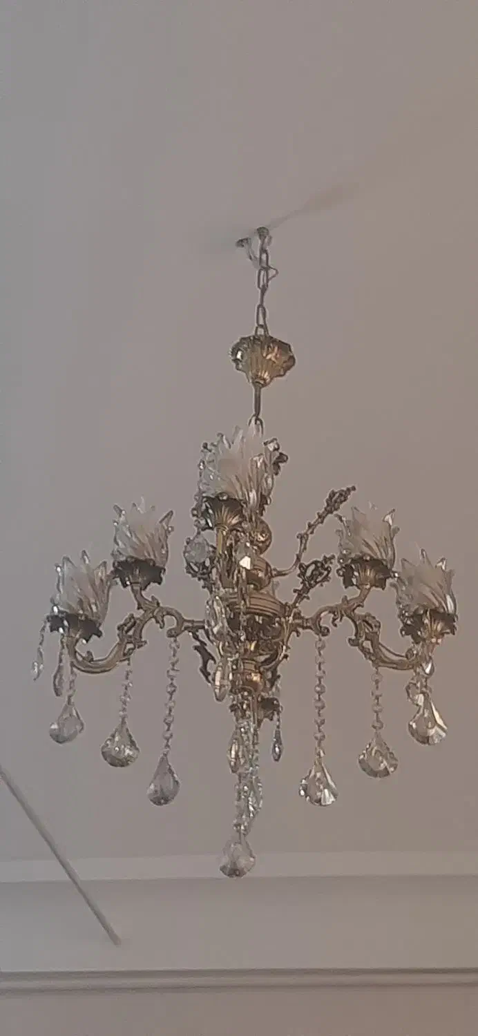 دو عدد لوستر ۴ شاخه برنز سالم|لوستر و چراغ آویز|قم, حاج زینل|دیوار