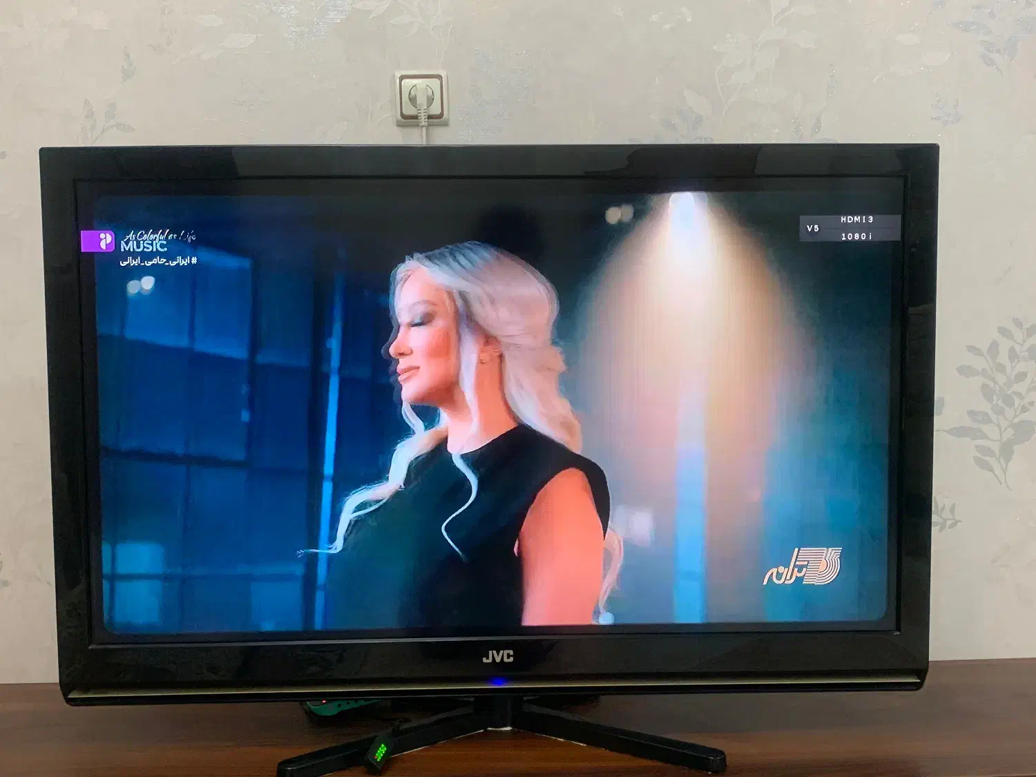 تلوزیون jvc|تلویزیون و پروژکتور|رشت, علی آباد|دیوار