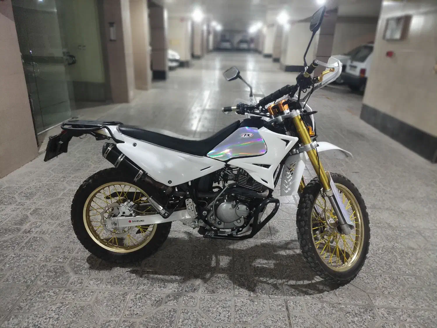 موتور تریل روان مدل ۹۹ قیمت داخل چت|موتورسیکلت|اصفهان, سپاهان‌شهر|دیوار