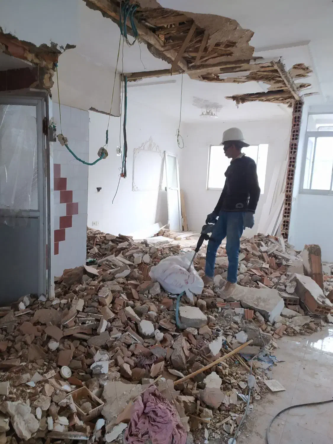 خدمات کاتر برش آسفالت و بتن.حفاری و لوله گذاری|خدمات پیشه و مهارت|گرگان, |دیوار