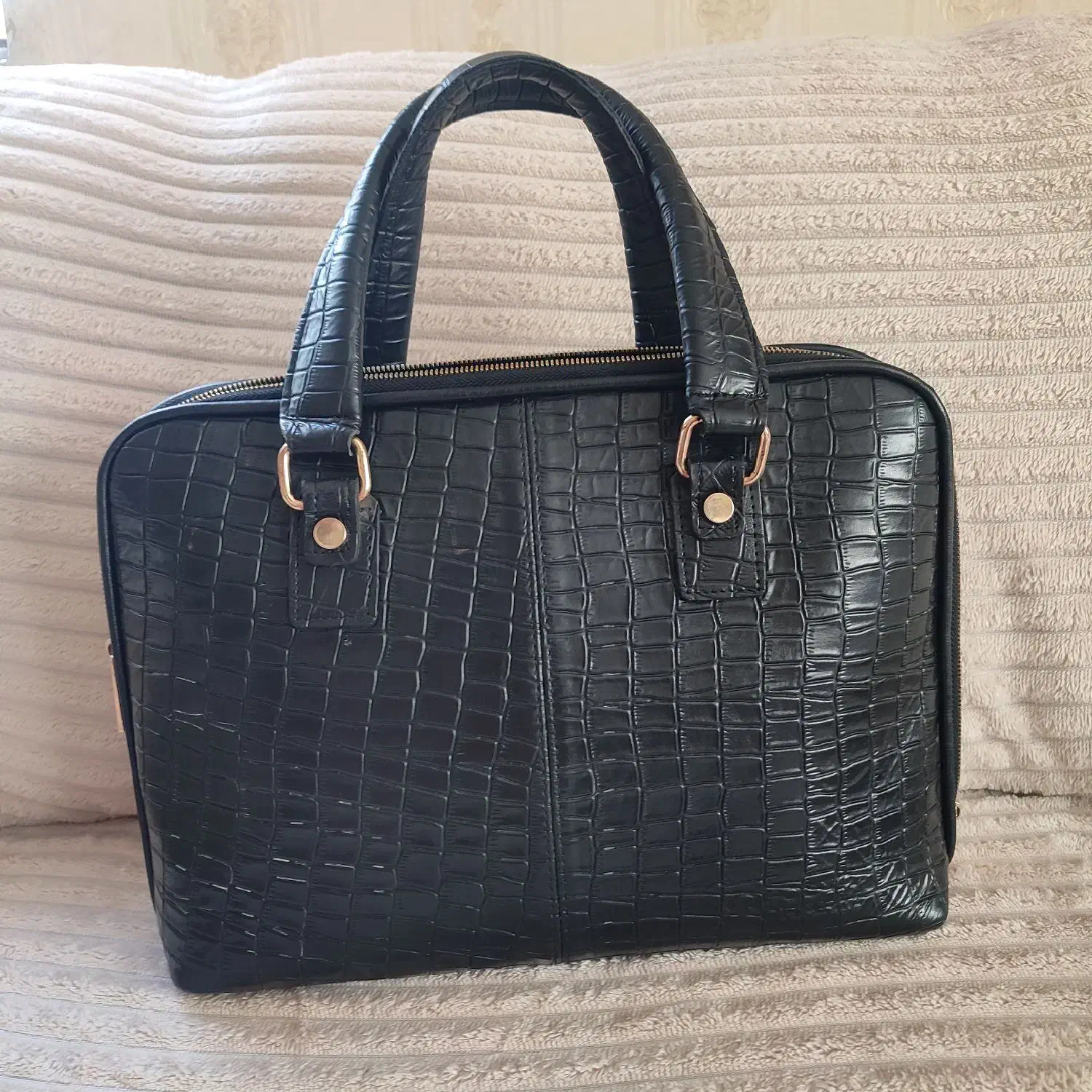 کیف زنانه چرم طبیعی|کیف، کفش، کمربند|تبریز, |دیوار