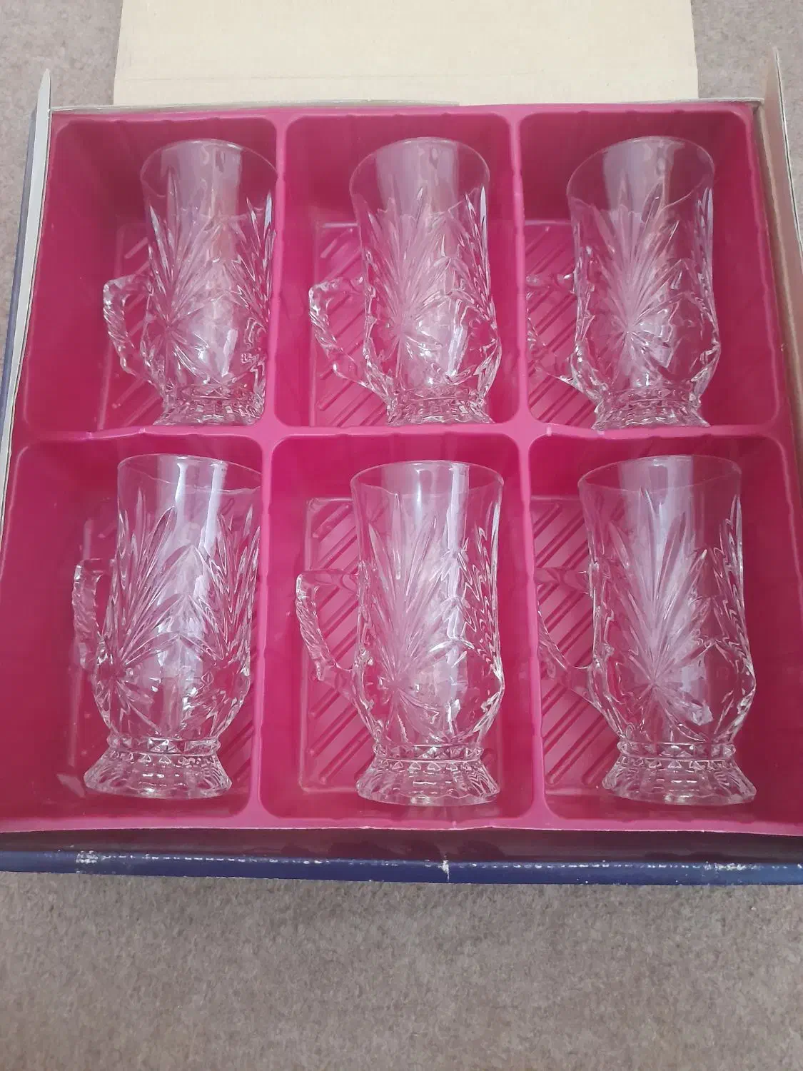 استکان|ظروف سرو و پذیرایی|جهرم, |دیوار