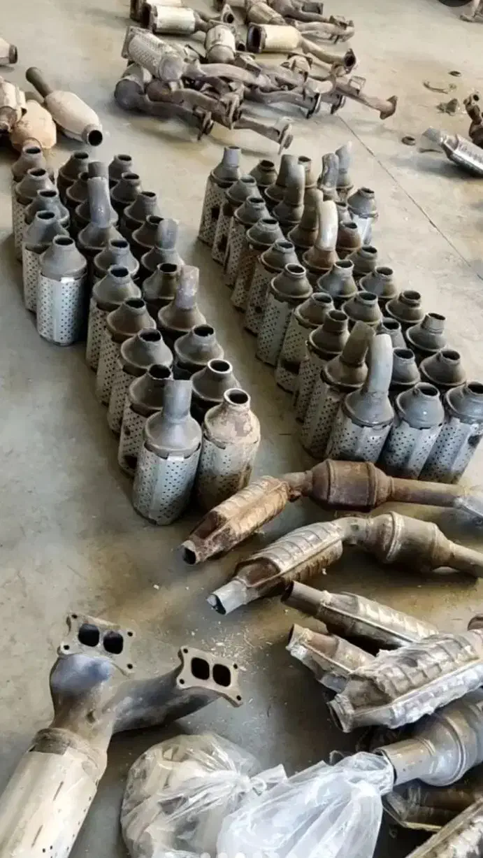 کاتالیزور کاتالیزال۹۰نیسان جک هایما۲۰۶پارس وغیره|قطعات یدکی و لوازم جانبی|گلستان (تهران), |دیوار