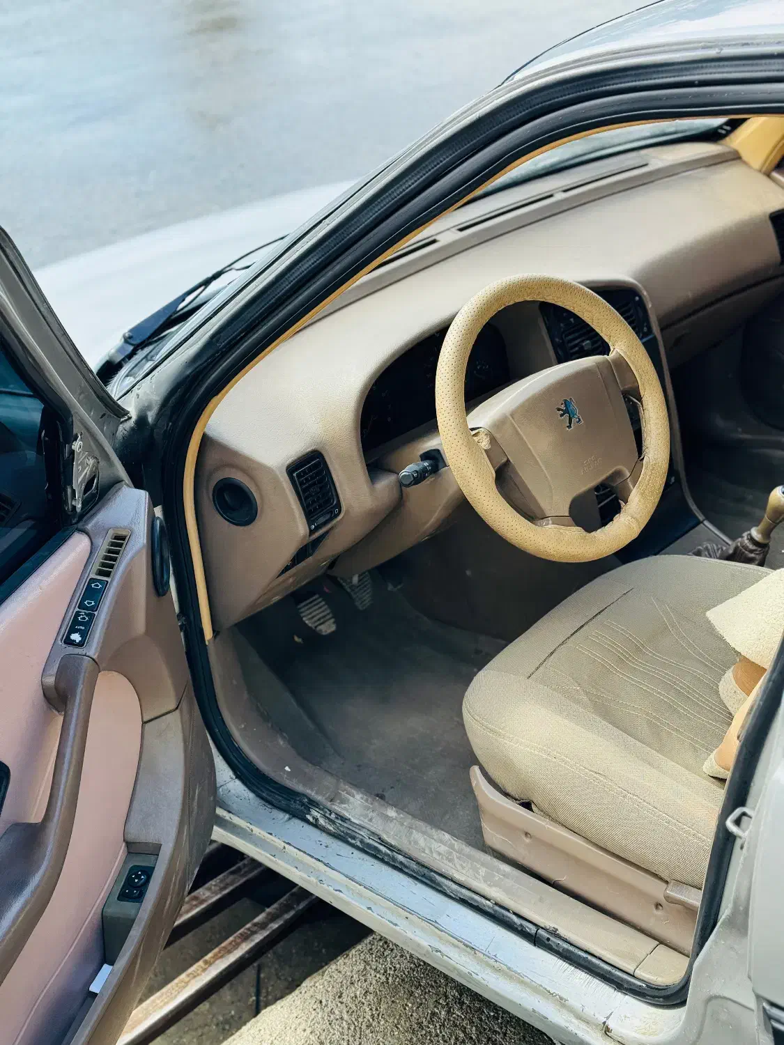 پژو۴۰۵|خودرو سواری و وانت|بانه, |دیوار