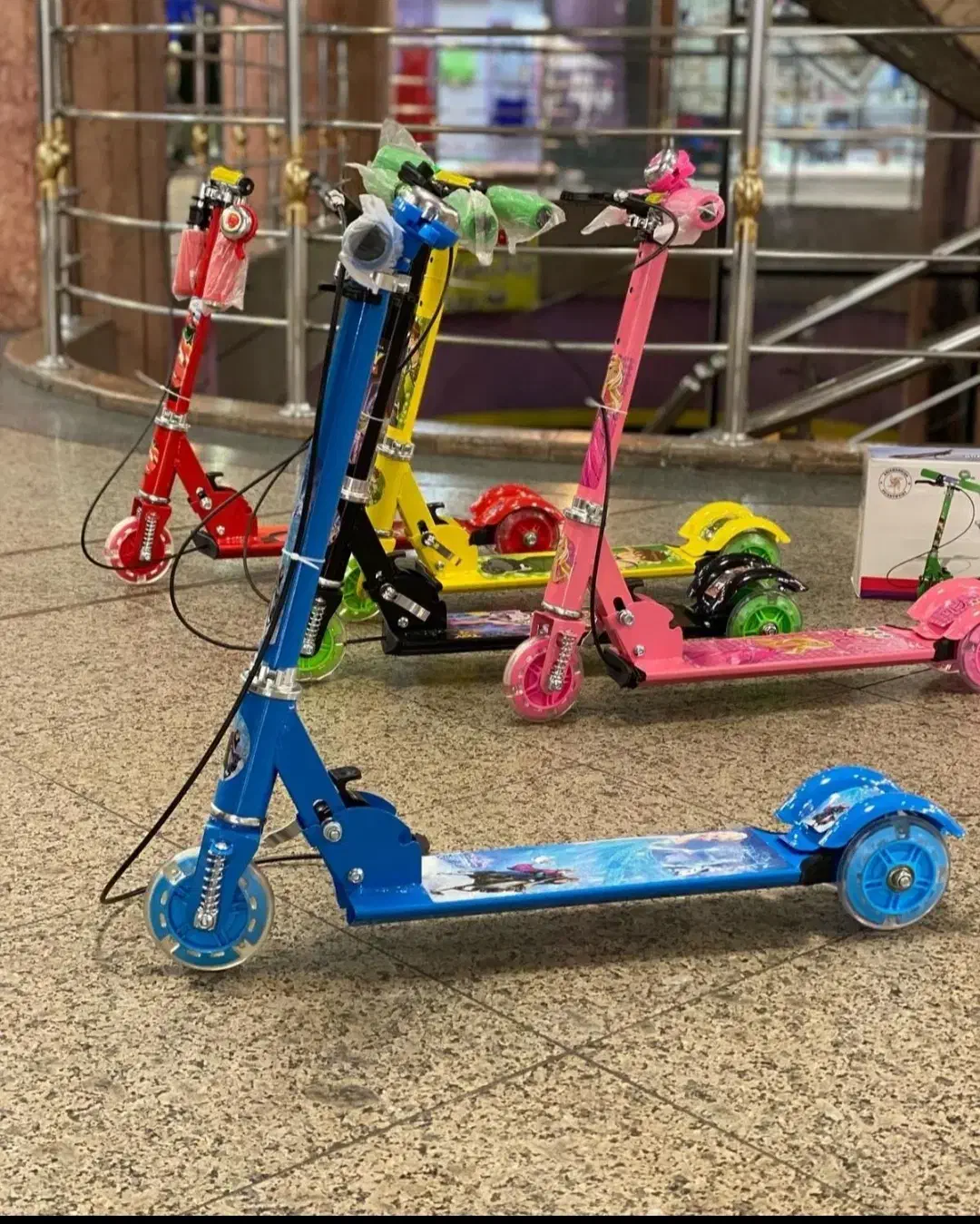 اسکوتر کودک برنداسکوتر قیمت1150|دوچرخه، اسکیت، اسکوتر|پاکدشت, پاکدشت (مامازند)|دیوار