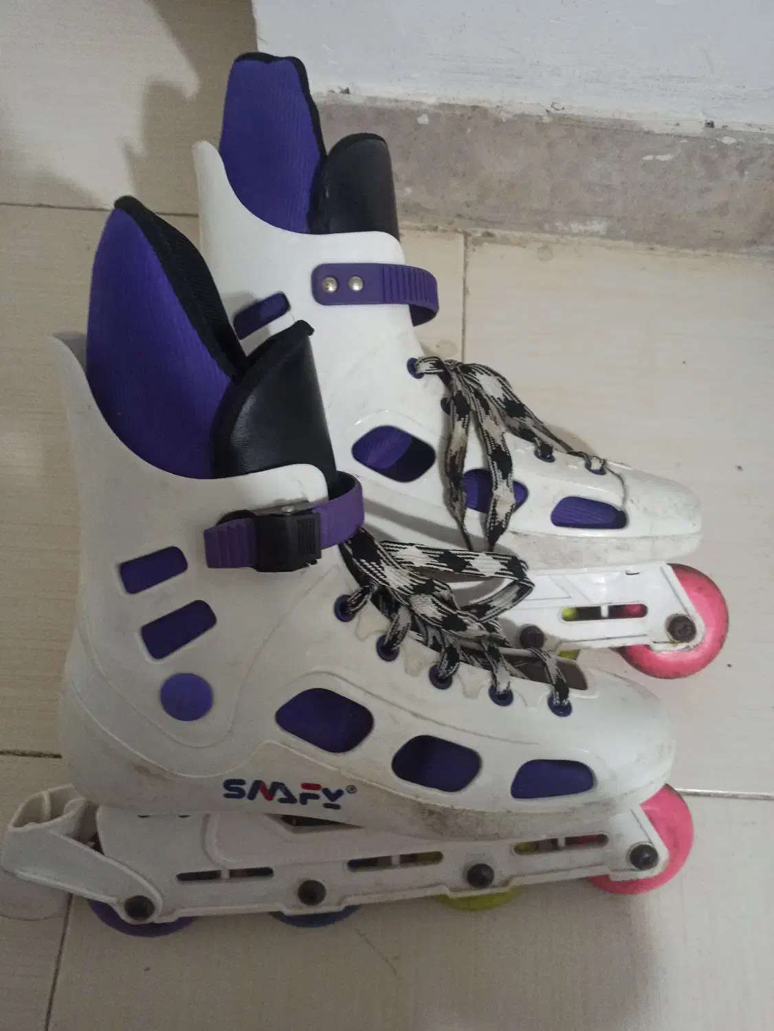 اسکیت ۳۸تا۴۰|دوچرخه، اسکیت، اسکوتر|نهاوند, |دیوار