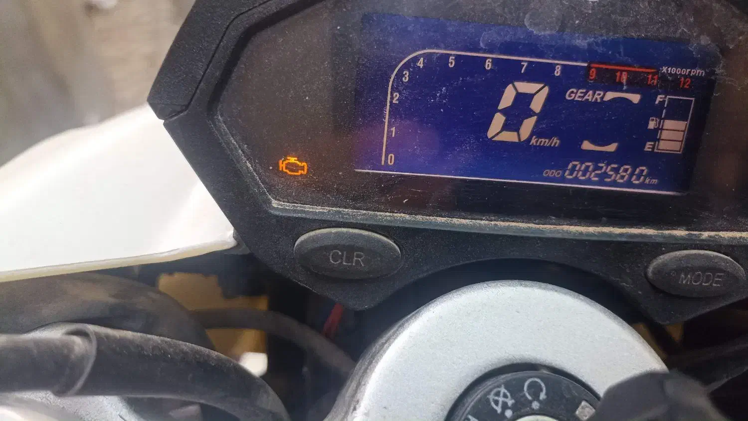 بلنتا دویست|موتورسیکلت|طبس, |دیوار