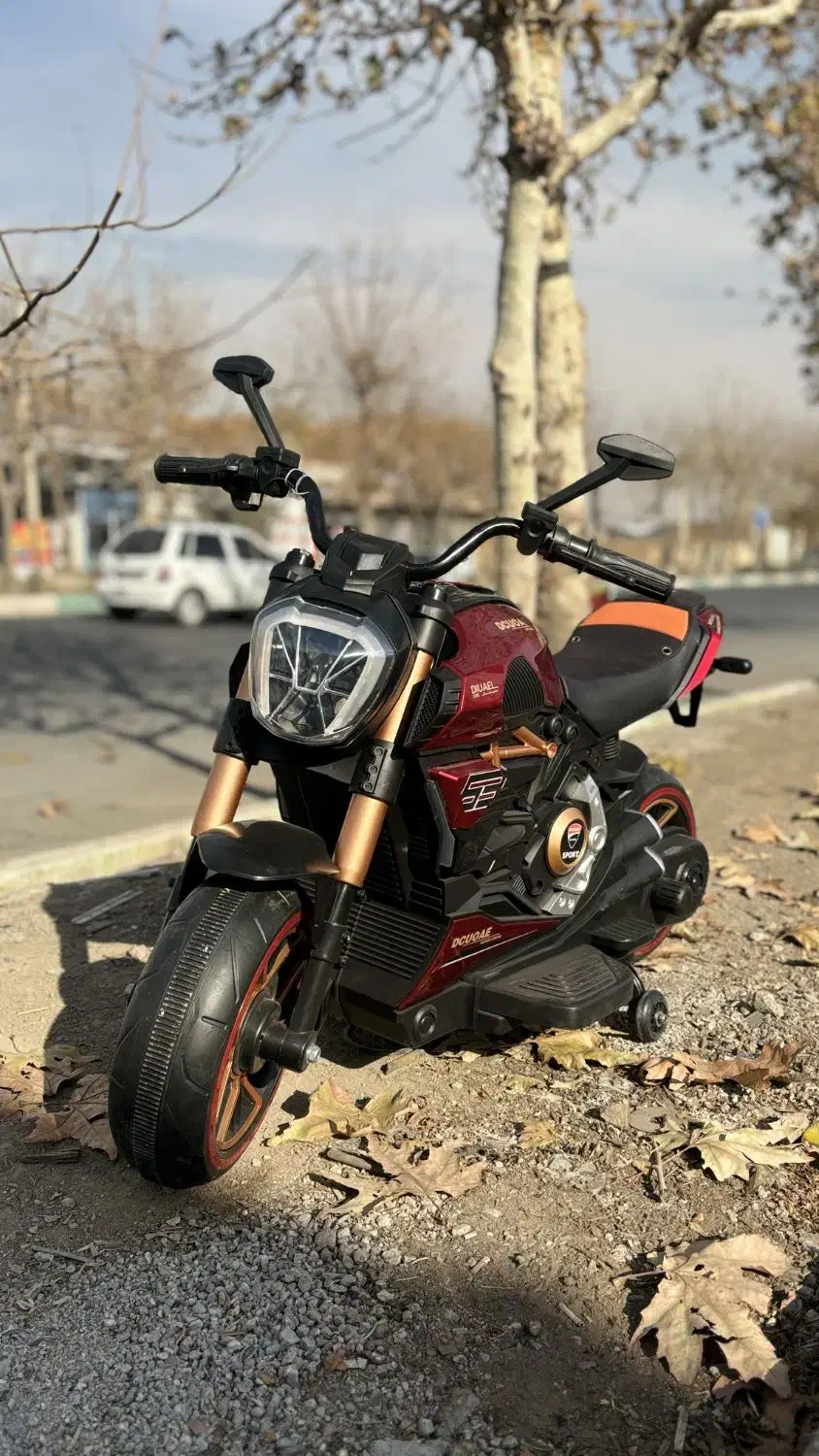 موتور شارژی دوکاتی ۲۰ ماهه بدون سود بدون پول پیش|دوچرخه، اسکیت، اسکوتر|اصفهان, بوستان ناژوان|دیوار