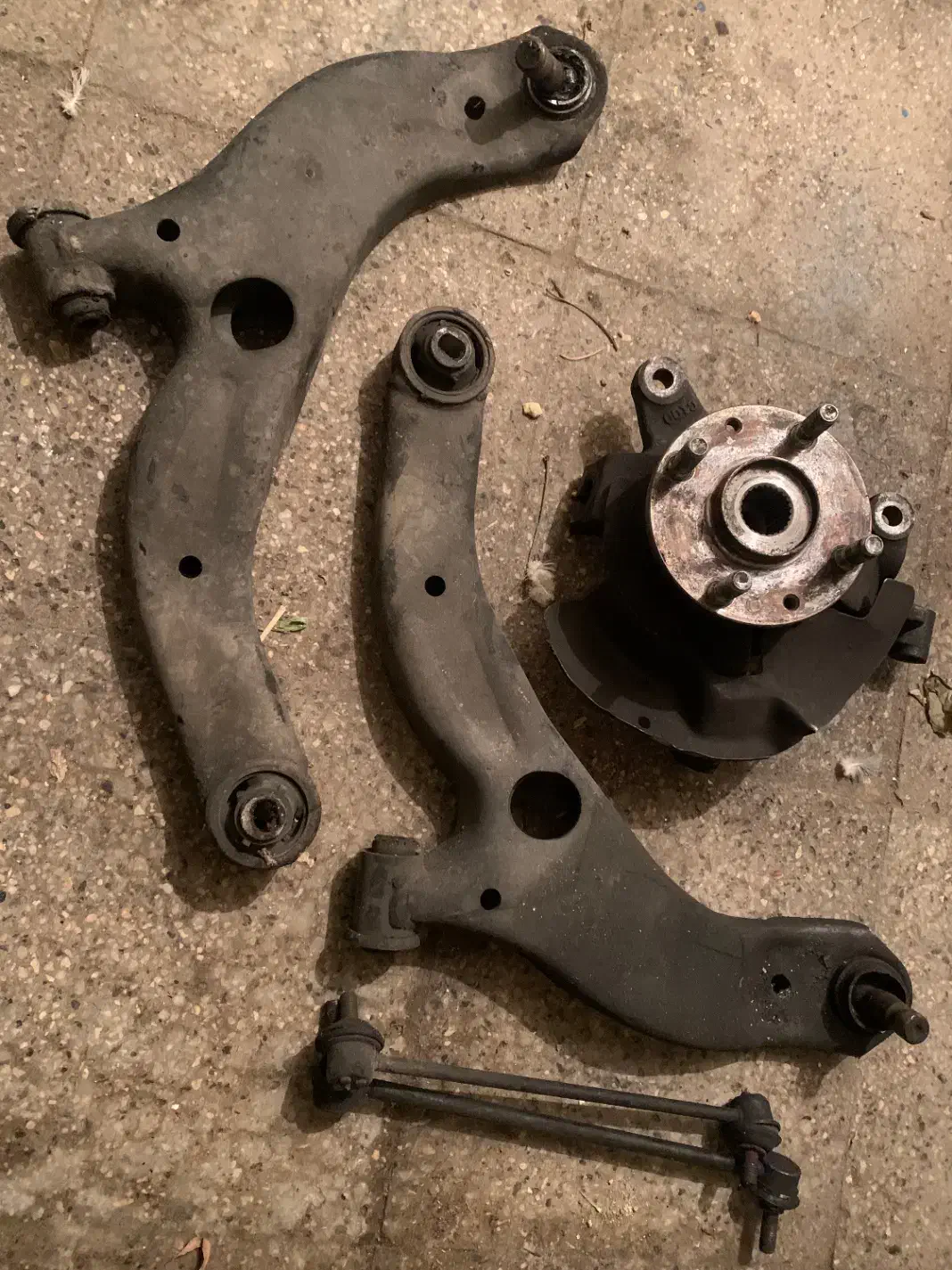 لوازم 323 و 206|قطعات یدکی و لوازم جانبی|تهران, تجریش|دیوار