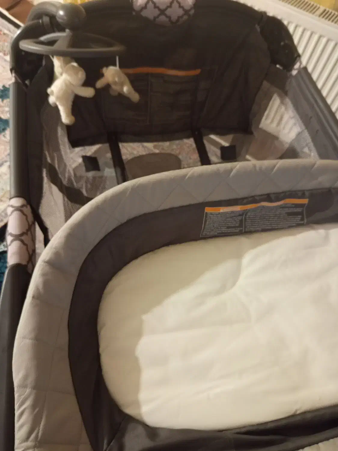 تخت نوزاد گراکو|تخت و صندلی بچه|تهران, الهیه|دیوار