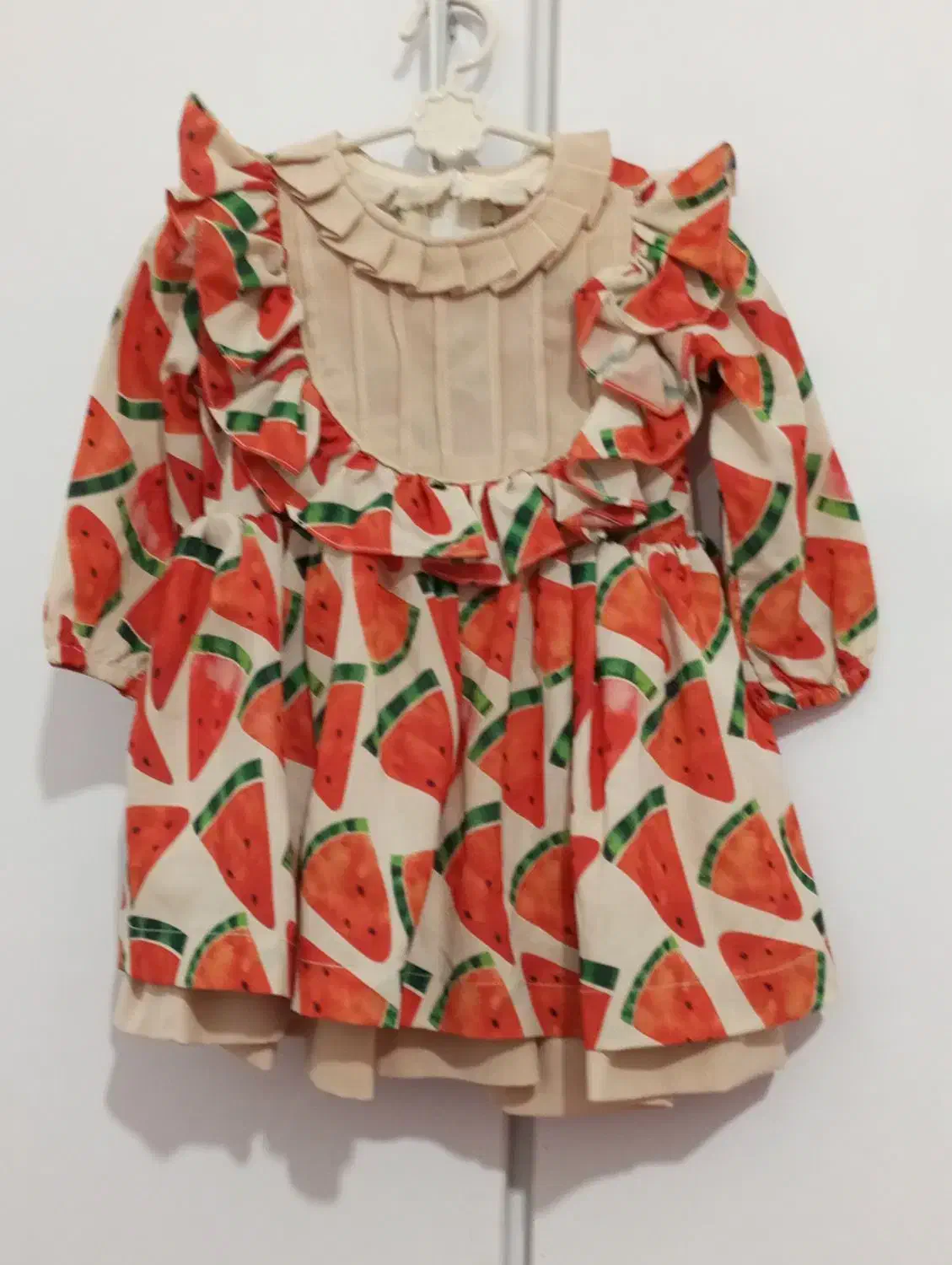 لباس یلدایی|لباس|اهرم, |دیوار