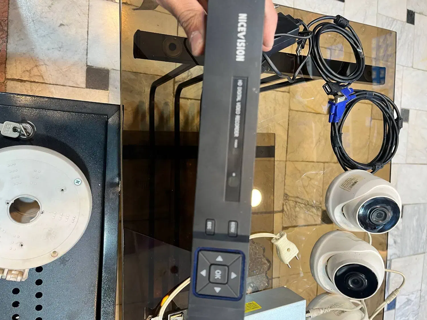 سیستم دوربین مداربسته کارکرده|دوربین مداربسته|پاکدشت, پاکدشت (مامازند)|دیوار