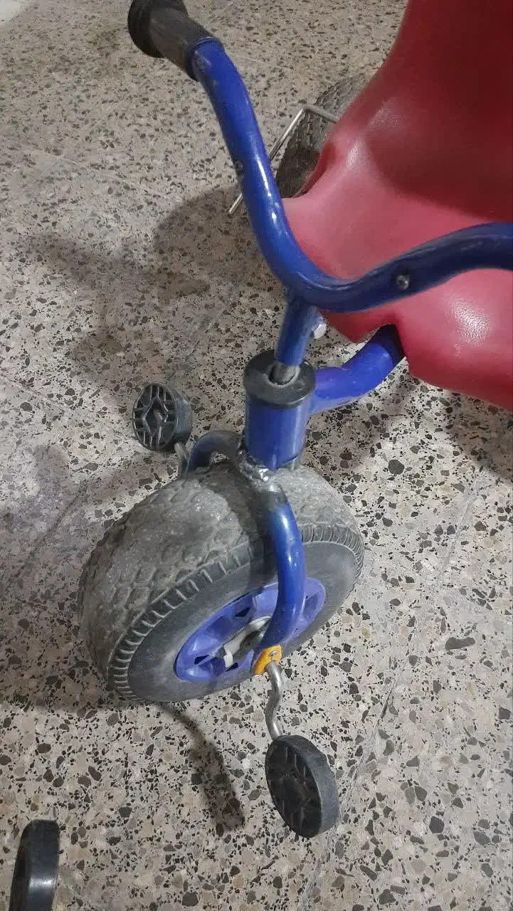 سه چرخه دو عدد|دوچرخه، اسکیت، اسکوتر|شیراز, شهرک برف فروشان|دیوار