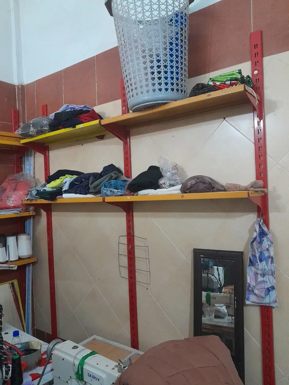 قفسه فلزی جنس محکم و شاخه بلند|کتابخانه، شلف، قفسههای دیواری|کرج, خرمدشت|دیوار