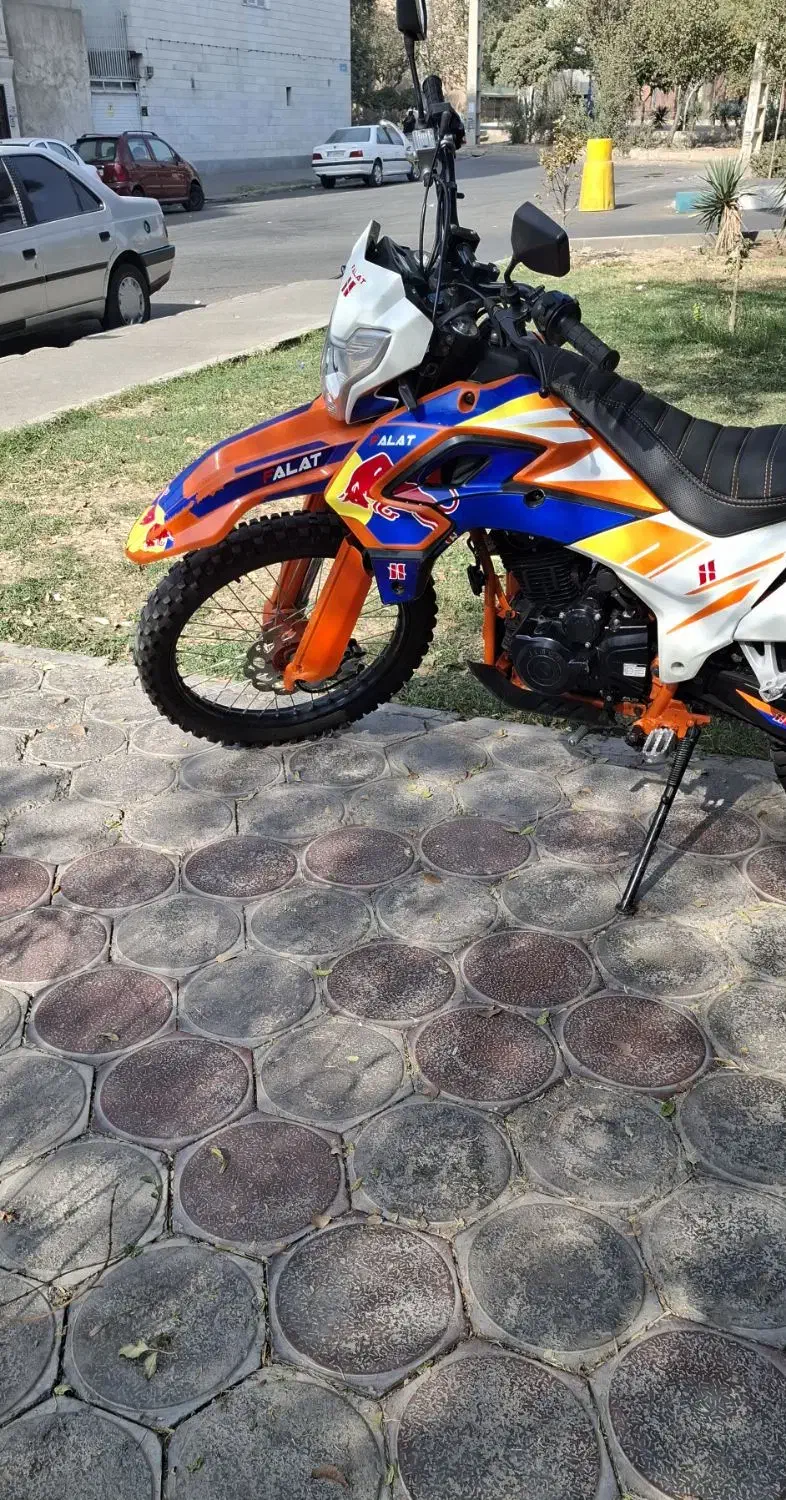 موتورسیکلت فلات ۲۵۰ سی سی(طرح کی تی ام)|موتورسیکلت|ری, فیروزآبادی|دیوار