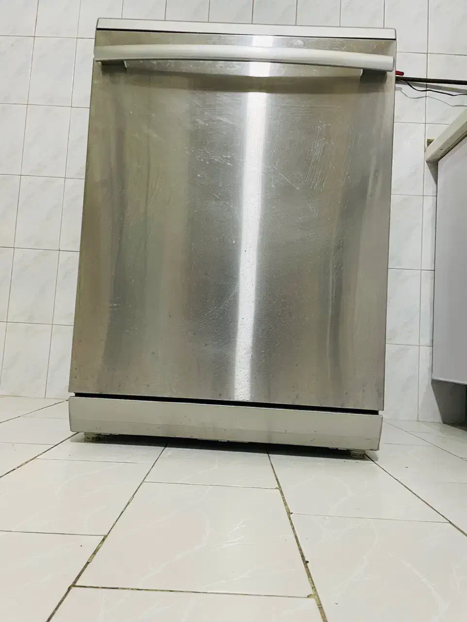 ظرف شویی ال جی کره ای|ماشین ظرفشویی|شیراز, زرهی|دیوار