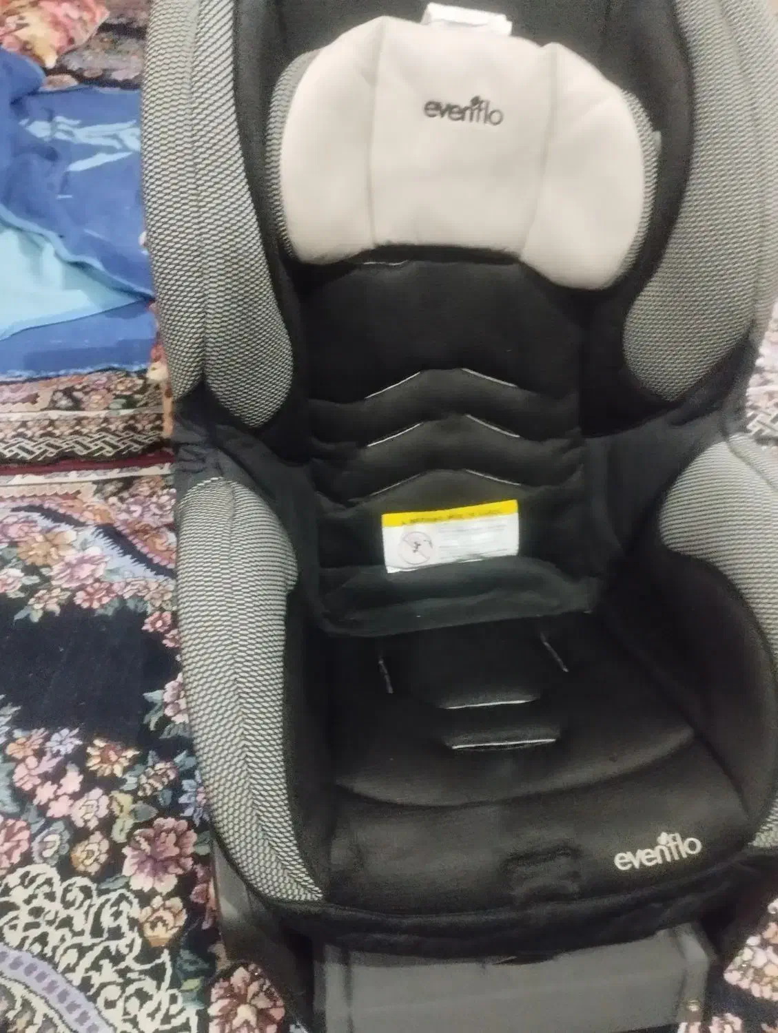 صندلی|تخت و صندلی بچه|آبادان, |دیوار