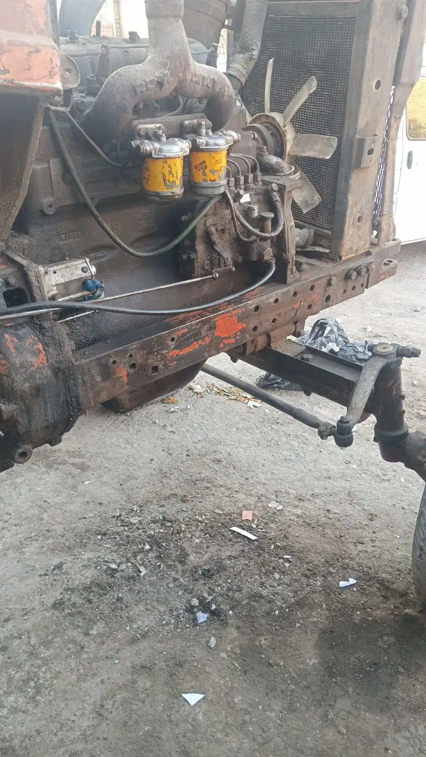 تراکتور رومانی|خودرو سنگین|قم, نیروگاه|دیوار