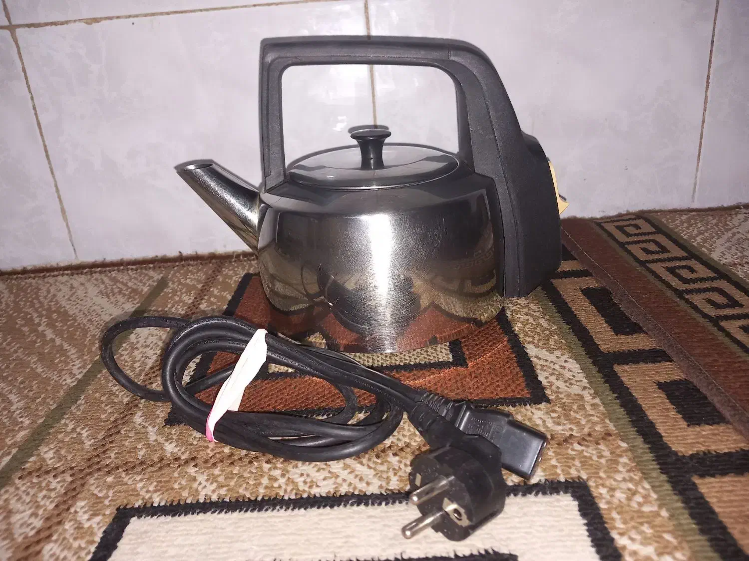 کتری برقی انگلیسی سالم|سماور، چای‌ساز، قهوه‌ساز|ایزدشهر, |دیوار
