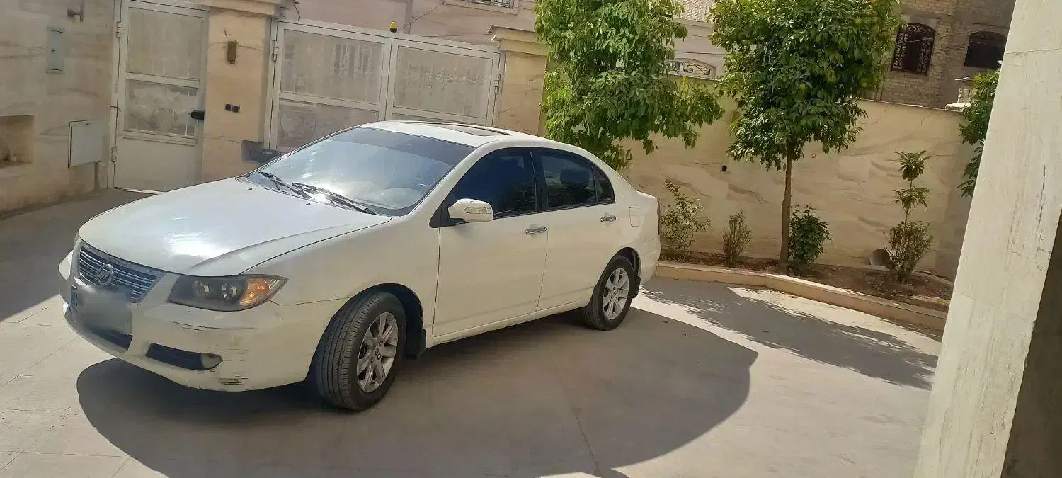 لیفان۶۲۰|خودرو سواری و وانت|شیراز, شهرک مدرس|دیوار