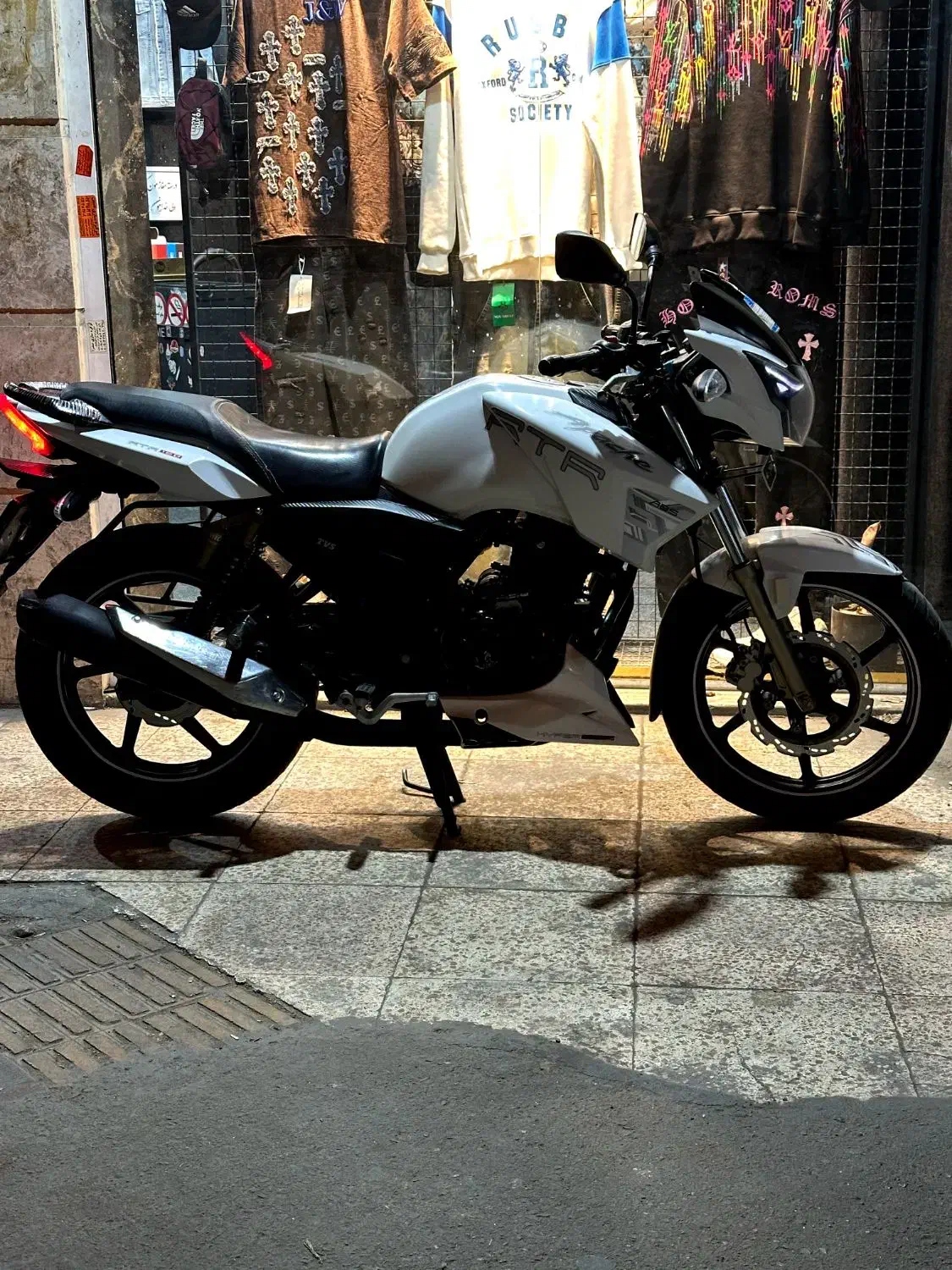 اپاچی 180 مدل 94|موتورسیکلت|تهران, شهرک فردوس (حسینی)|دیوار