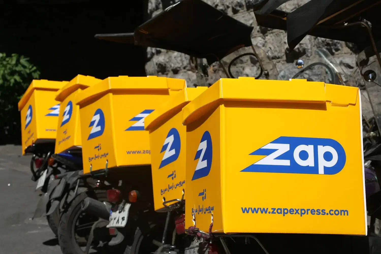 استخدام در شرکت معتبر زپ اسپرس سواری و خودرو موتور|استخدام حمل و نقل|رشت, فرزانه|دیوار