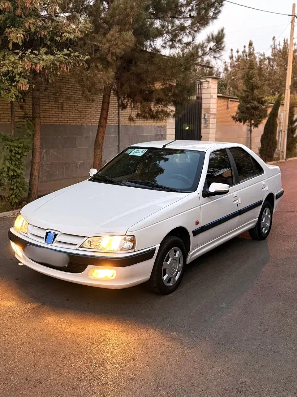 پژو پارس xu7 بیرنگ مشابه درحد کم کار|خودرو سواری و وانت|کرج, کمال‌شهر|دیوار