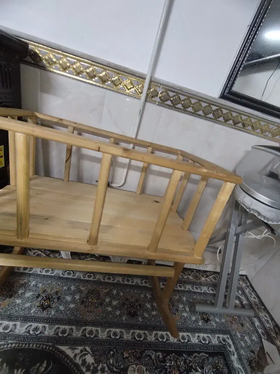 گهواره چوبی|اسباب و اثاث بچه|قم, ولیعصر|دیوار