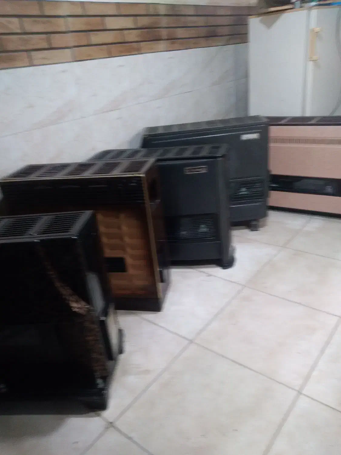 بخاری گازی سالم بشرط|بخاری، هیتر، شومینه|رشت, معلولین|دیوار