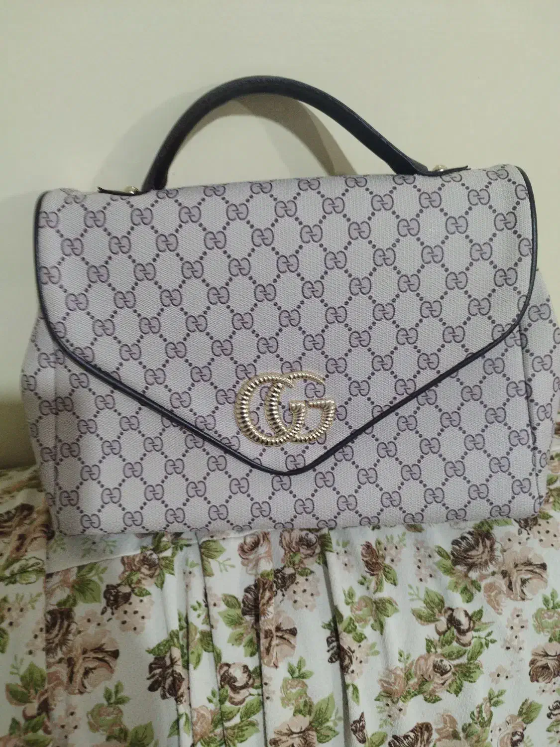 کیف زنانه|کیف، کفش، کمربند|میانه, |دیوار