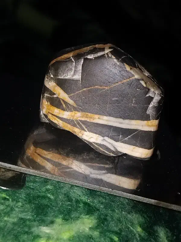 سنگ  سپتارین|کلکسیون اشیاء عتیقه|نوبران, |دیوار