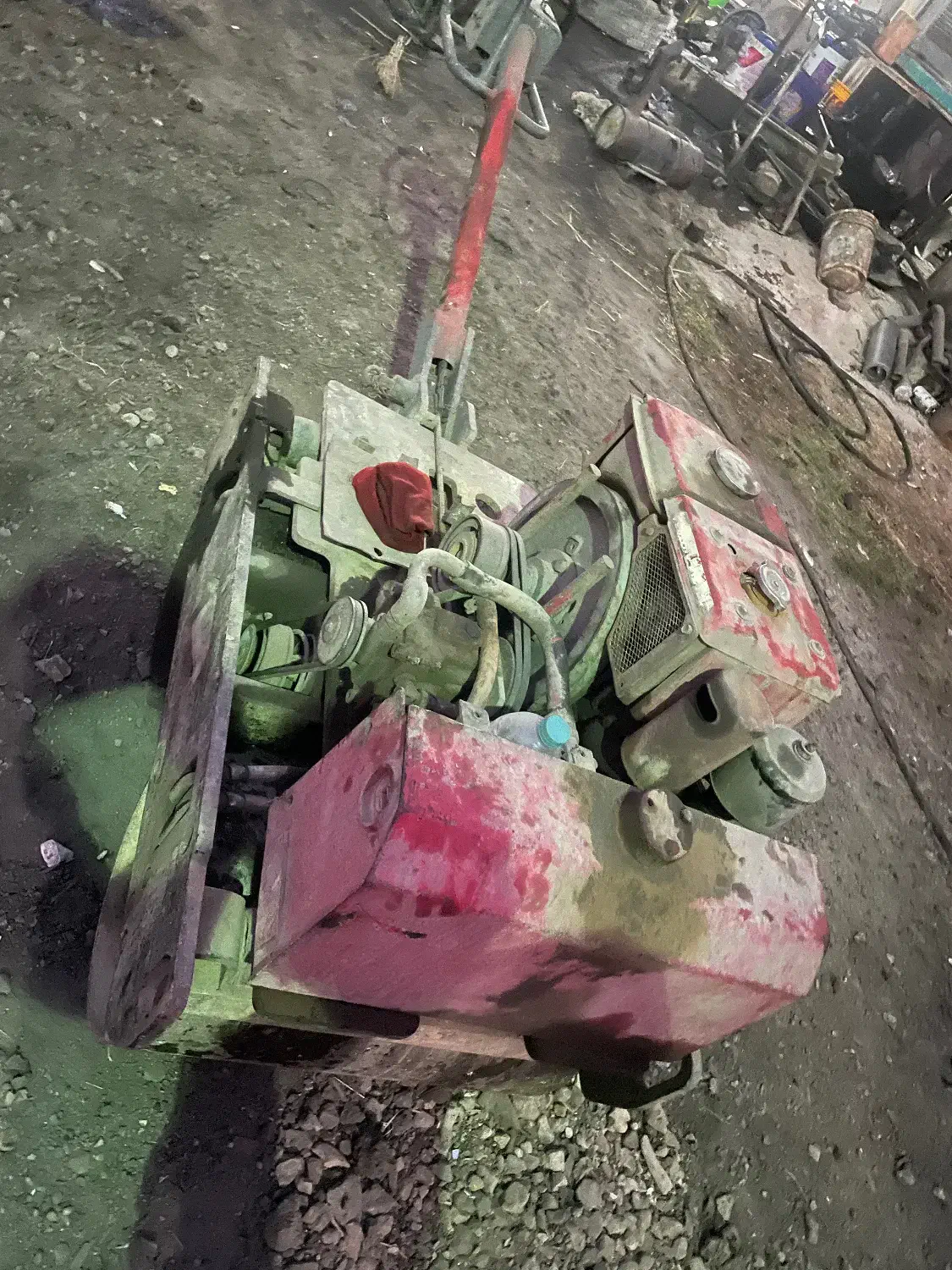 غلتک تاکوم ژاپنی روشن تحویل داده میشه بدون عیب|خودرو سنگین|فولادشهر, زاینده رود|دیوار