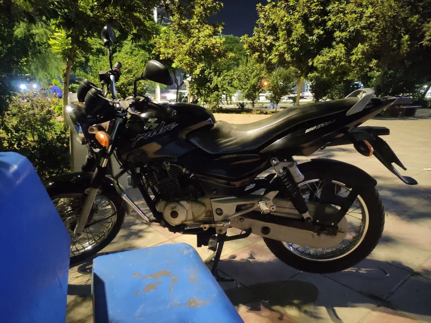 پالس پره ۱۸۰|موتورسیکلت|فردیس, نیروگاه برق|دیوار