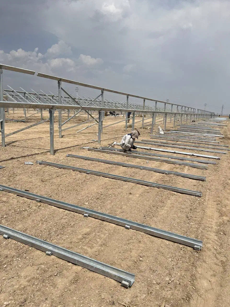 کارگر ساده در نیروگاه خورشیدی|استخدام صنعتی، فنی، مهندسی|مهاباد (آذربایجان غربی), |دیوار