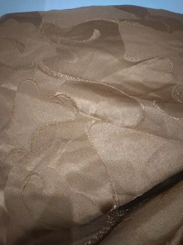 پرده ساتن گل برجسته با یالان طول۲/۹۰ عرض۳متر|پرده، رانر، رومیزی|بروجرد, |دیوار