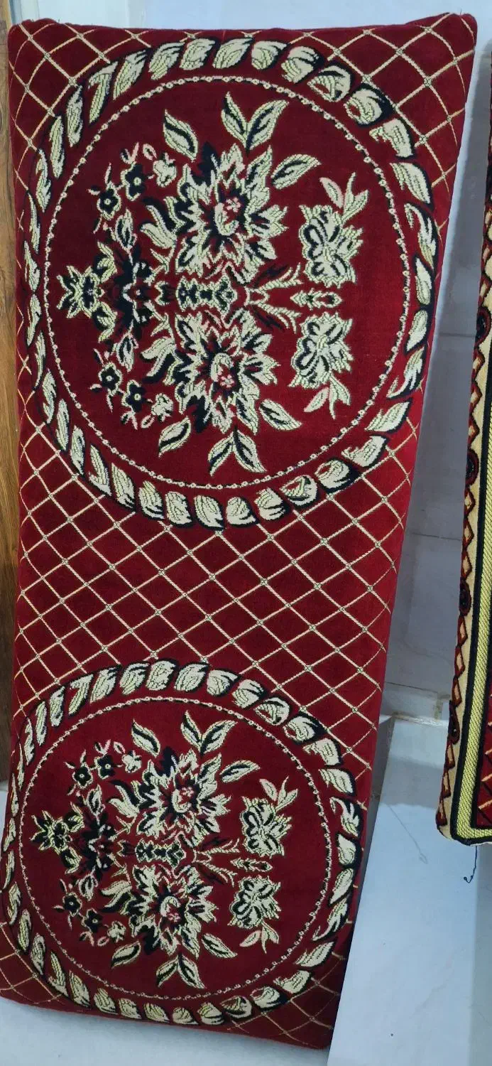 پشتی قالینی|پشتی|یزد, |دیوار