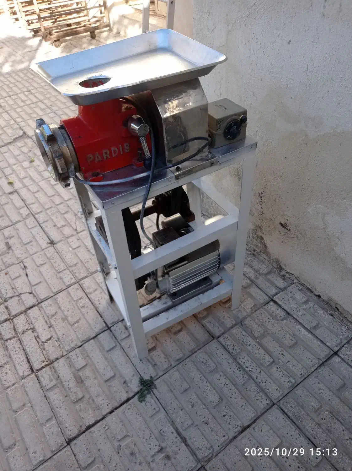 چرخ گوشت 32اینچ در حد صفر دو اسب|کافی‌شاپ و رستوران|خلخال, |دیوار