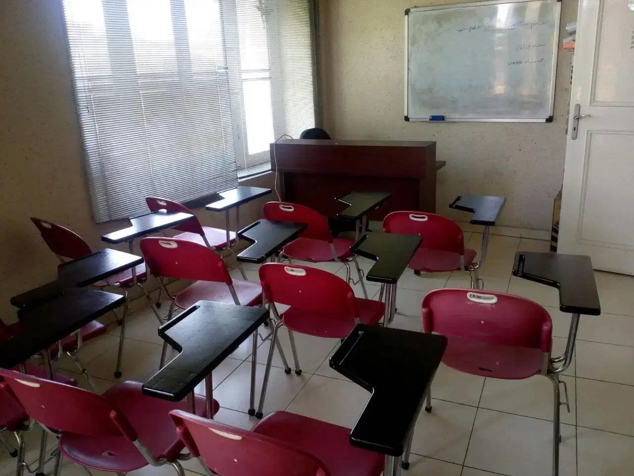 دیپلم گرافیک رایانه99011-دیپلم طلاوجواهرکد62261|خدمات آموزشی|تهران, فلسطین (میدان انقلاب)|دیوار