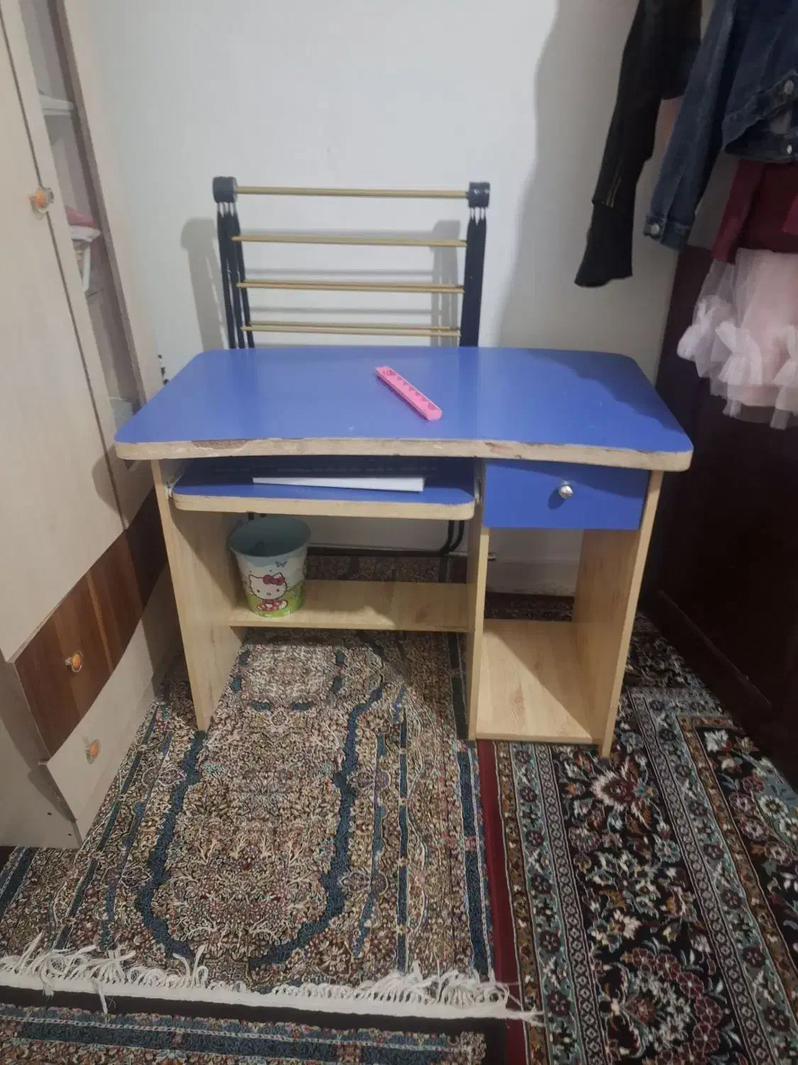 مقداری وسایل|حراج|بروجرد, |دیوار