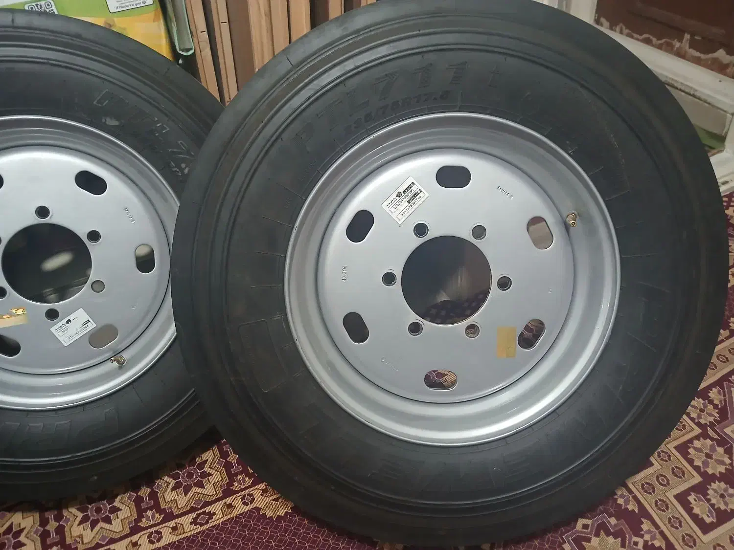 رینگ و لاستیک نیسان|قطعات یدکی و لوازم جانبی|ماهدشت, |دیوار